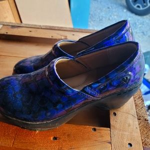 NURSE MATES MEDIUM  NEW